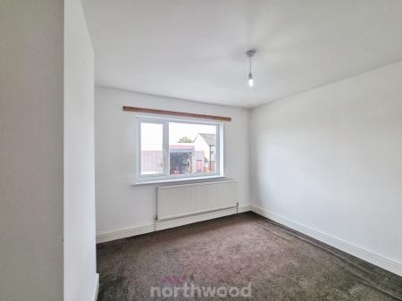 2 bedroom Terraced House to let in Hunt Lane, Bentley, Doncaster, DN5