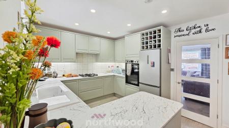 3 bedroom Semi-detached house for sale in Pembroke Rise, Scawsby, Doncaster, DN5