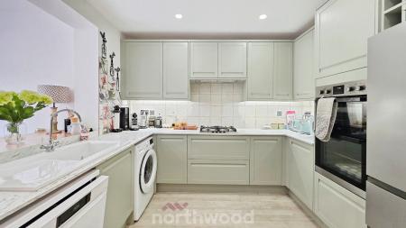 3 bedroom Semi-detached house for sale in Pembroke Rise, Scawsby, Doncaster, DN5
