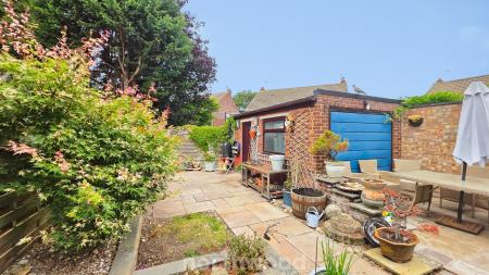 3 bedroom Semi-detached house for sale in Pembroke Rise, Scawsby, Doncaster, DN5