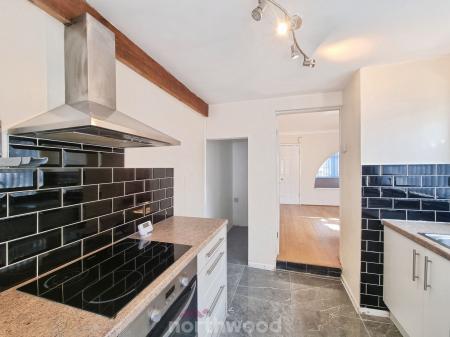 3 bedroom Terraced House to let in St Catherines Avenue, Balby, Doncaster, DN4