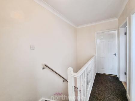 3 bedroom Terraced House to let in St Catherines Avenue, Balby, Doncaster, DN4