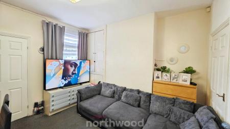 2 bedroom Terraced House for sale in Ramsden Road, Hexthorpe, Doncaster, DN4