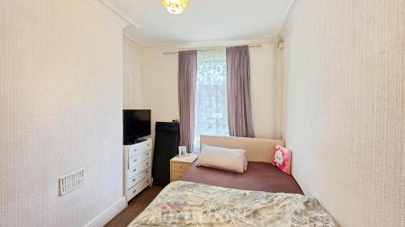 2 bedroom Terraced House for sale in Ramsden Road, Hexthorpe, Doncaster, DN4