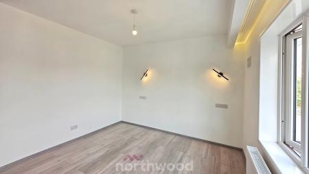 3 bedroom Semi-detached house for sale in Barnby Dun Road, Wheatley, Doncaster, DN2
