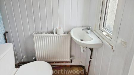 3 bedroom Semi-detached house for sale in Barnby Dun Road, Wheatley, Doncaster, DN2