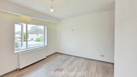 3 bedroom Semi-detached house for sale in Barnby Dun Road, Wheatley, Doncaster, DN2
