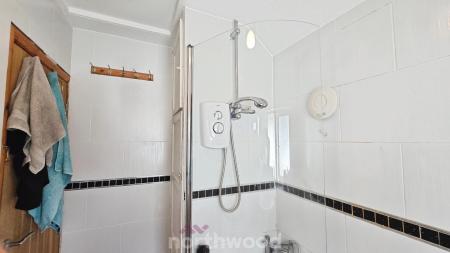 3 bedroom Semi-detached house for sale in Shackleton Road, Clay Lane, Doncaster, DN2