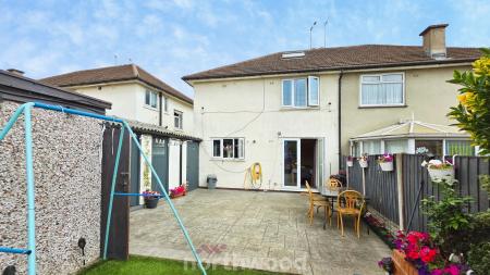 3 bedroom Semi-detached house for sale in Shackleton Road, Clay Lane, Doncaster, DN2