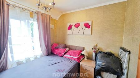 3 bedroom Semi-detached house for sale in Shackleton Road, Clay Lane, Doncaster, DN2