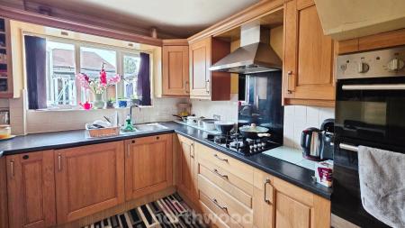 3 bedroom Semi-detached house for sale in Shackleton Road, Clay Lane, Doncaster, DN2