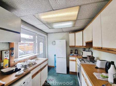 3 bedroom Semi-detached house for sale in Wentworth Road, Wheatley, Doncaster, DN2