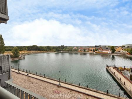 2 bedroom Flat to let in Kentmere Drive, Lakeside, Doncaster, DN4