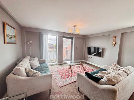 2 bedroom Flat to let in Kentmere Drive, Lakeside, Doncaster, DN4