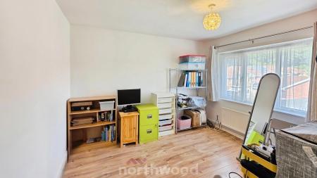 3 bedroom End of terrace house for sale in Montgomery Gardens, Intake, Doncaster, DN2