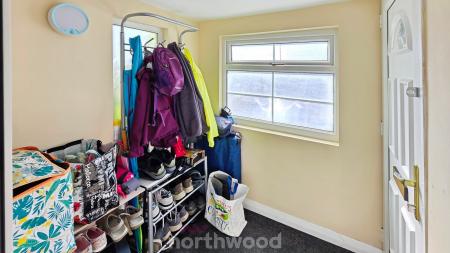 3 bedroom End of terrace house for sale in Montgomery Gardens, Intake, Doncaster, DN2