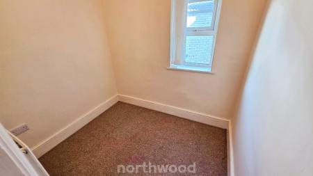 3 bedroom Terraced House to let in Fern Avenue, Bentley, Doncaster, DN5