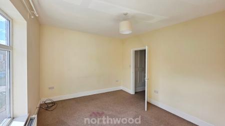 3 bedroom Terraced House to let in Fern Avenue, Bentley, Doncaster, DN5