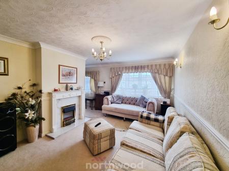 3 bedroom Bungalow for sale in Brecks Lane, Kirk Sandall, Doncaster, DN3