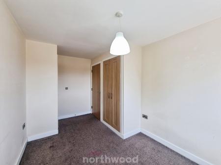 2 bedroom Flat to let in Luxaa Apartments, Low Road, Balby, Doncaster, DN4