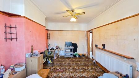 3 bedroom Terraced House for sale in Sandringham Road, Town Moor, Doncaster, DN2