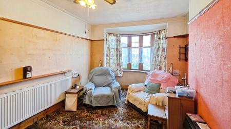 3 bedroom Terraced House for sale in Sandringham Road, Town Moor, Doncaster, DN2
