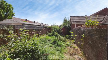 3 bedroom Terraced House for sale in Sandringham Road, Town Moor, Doncaster, DN2