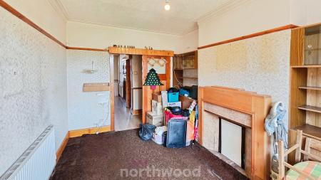 3 bedroom Terraced House for sale in Sandringham Road, Town Moor, Doncaster, DN2