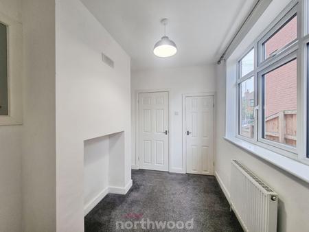 3 bedroom Semi-detached house for sale in Zetland Road, Town Moor, Doncaster, DN2