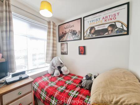 3 bedroom Semi-detached house for sale in Zetland Road, Town Moor, Doncaster, DN2