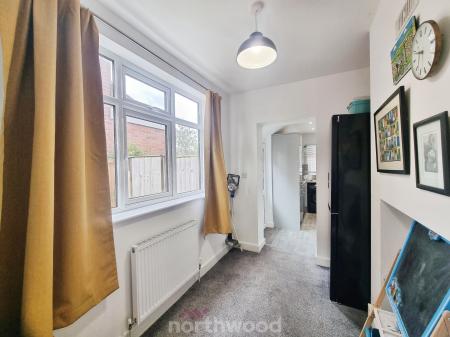3 bedroom Semi-detached house for sale in Zetland Road, Town Moor, Doncaster, DN2