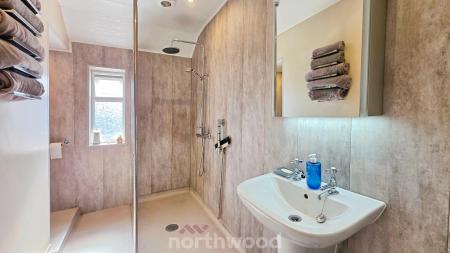 3 bedroom End of terrace house for sale in Evelyn Avenue, Intake, Doncaster, DN2