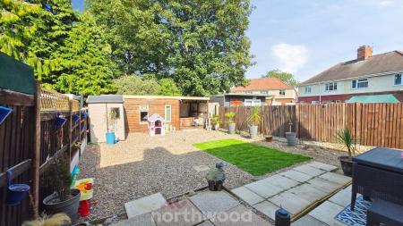 3 bedroom End of terrace house for sale in Evelyn Avenue, Intake, Doncaster, DN2