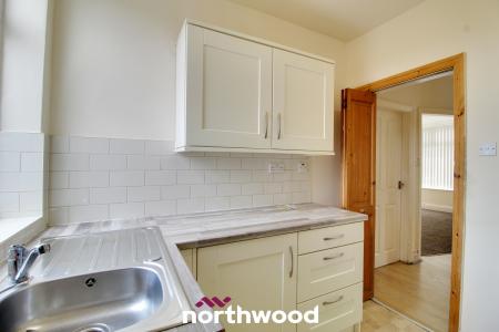 3 bedroom Semi-detached house to let in Harrowden Road, Wheatley, Doncaster, DN2