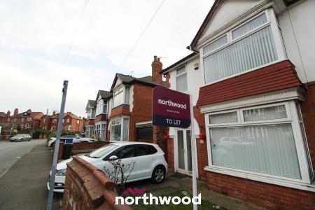 3 bedroom Semi-detached house to let in Harrowden Road, Wheatley, Doncaster, DN2