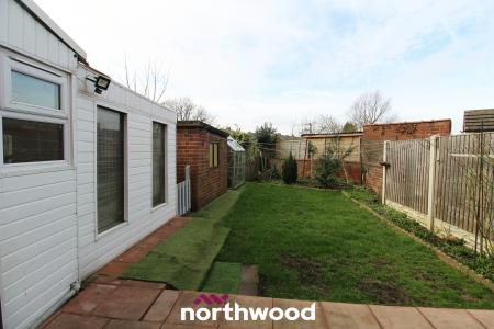 3 bedroom Semi-detached house to let in Harrowden Road, Wheatley, Doncaster, DN2