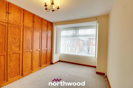 3 bedroom Semi-detached house to let in Harrowden Road, Wheatley, Doncaster, DN2