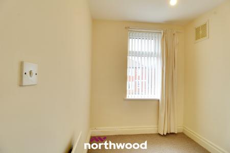 3 bedroom Semi-detached house to let in Harrowden Road, Wheatley, Doncaster, DN2