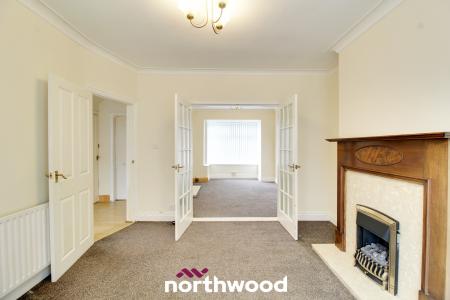 3 bedroom Semi-detached house to let in Harrowden Road, Wheatley, Doncaster, DN2