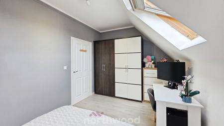 3 bedroom Town house for sale in Parkland Crescent, Bentley, Doncaster, DN5