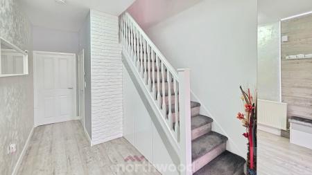 3 bedroom Town house for sale in Parkland Crescent, Bentley, Doncaster, DN5