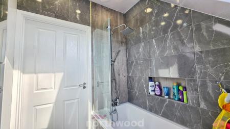 3 bedroom Town house for sale in Parkland Crescent, Bentley, Doncaster, DN5