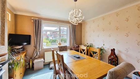 3 bedroom Semi-detached house for sale in Springwood Road, Scawthorpe, Doncaster, DN5
