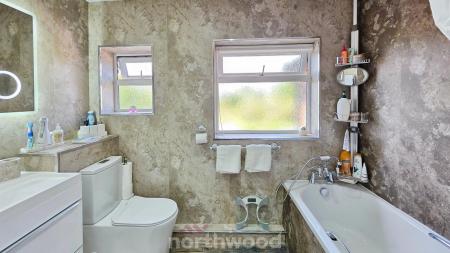 3 bedroom Semi-detached house for sale in Springwood Road, Scawthorpe, Doncaster, DN5