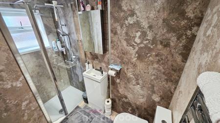3 bedroom Semi-detached house for sale in Springwood Road, Scawthorpe, Doncaster, DN5