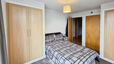 2 bedroom Flat to let in Low Road, Balby, Doncaster, DN4