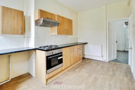 2 bedroom Terraced House to let in Great Central Avenue, Balby, Doncaster, DN4