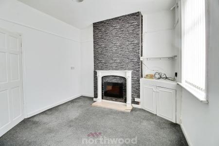 2 bedroom Terraced House to let in Great Central Avenue, Balby, Doncaster, DN4