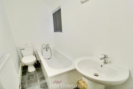 2 bedroom Terraced House to let in Great Central Avenue, Balby, Doncaster, DN4