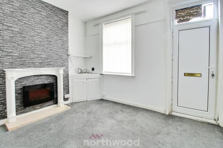 2 bedroom Terraced House to let in Great Central Avenue, Balby, Doncaster, DN4